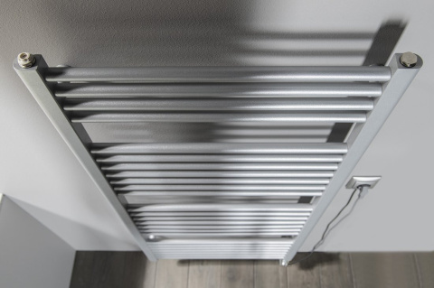 Aqualine DIRECT grzejnik łazienkowy płaski, 1320x600, 714 W, srebro strukturalne ILS36E Aqualine DIRECT grzejnik łazienkowy płaski, 1320x600, 714 W, srebro strukturalne ILS36E