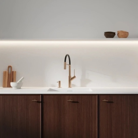 Omnires VITA bateria kuchenna z wyciąganą wylewką miedź szczotkowana / czarny mat VI6350BLCPB