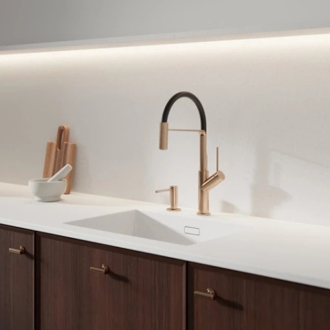 Omnires VITA bateria kuchenna z wyciąganą wylewką miedź szczotkowana / czarny mat VI6350BLCPB